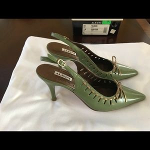 Brand new Alfani French Green slingback